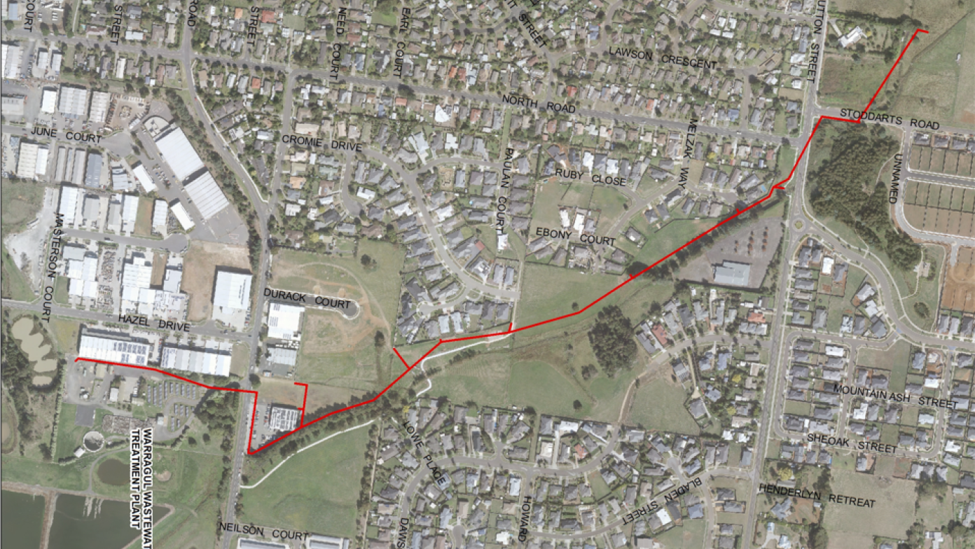 Map of Warragul shows red line where pipeline will be.
